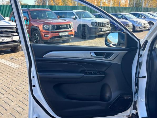 Haval M6 II с пробегом 2024 года, цена 1 880 000 рублей, 23198 км, внедорожник, Автокод Объявления