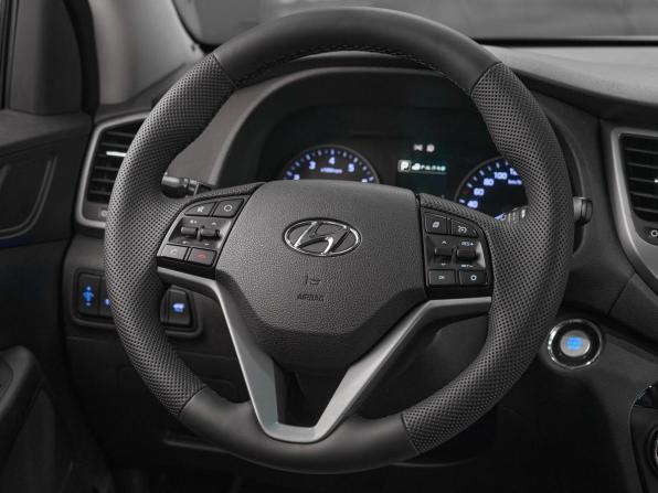 Hyundai Tucson III с пробегом 2015 года, цена 1 549 000 рублей, 184100 км, внедорожник, Автокод Объявления