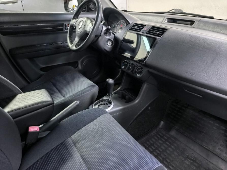 Suzuki Swift III Краснодар  - изображение 23