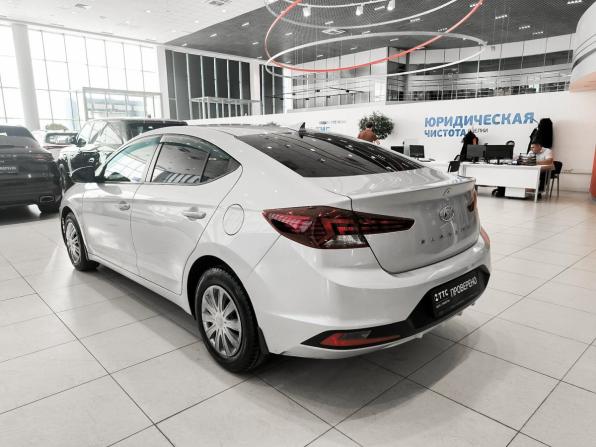 Hyundai Elantra VI (AD) с пробегом 2019 года, цена 1 439 000 рублей, 159141 км, седан, Автокод Объявления
