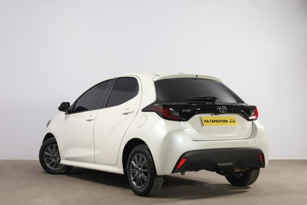 Toyota Yaris IV Новосибирск  - изображение 5
