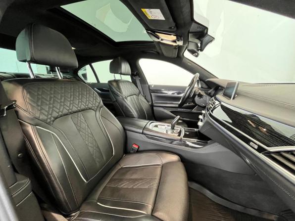 BMW 7 серии VI (G11/G12) Рестайлинг с пробегом 2020 года, цена 4 880 000 рублей, 186306 км, седан, Автокод Объявления