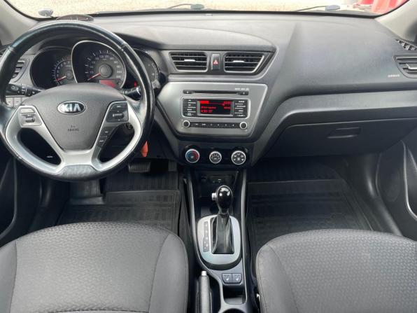 Kia Rio III Рестайлинг с пробегом 2017 года, цена 1 158 900 рублей, 65126 км, седан, Автокод Объявления