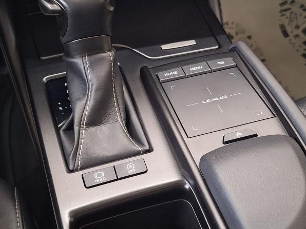 Lexus ES VII с пробегом 2019 года, цена 3 690 000 рублей, 77269 км, седан, Автокод Объявления