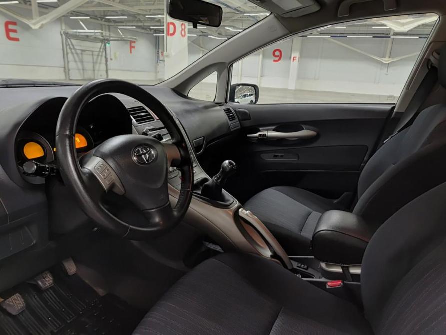 Toyota Auris I Казань  - изображение 20