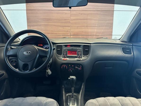 Kia Rio II Рестайлинг с пробегом 2011 года, цена 1 049 000 рублей, 35988 км, седан, Автокод Объявления