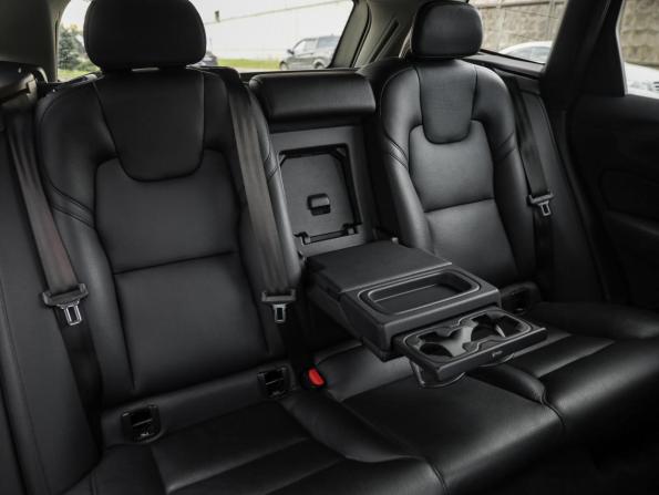 Volvo XC60 II с пробегом 2020 года, цена 3 060 231 рубль, 147948 км, внедорожник, Автокод Объявления