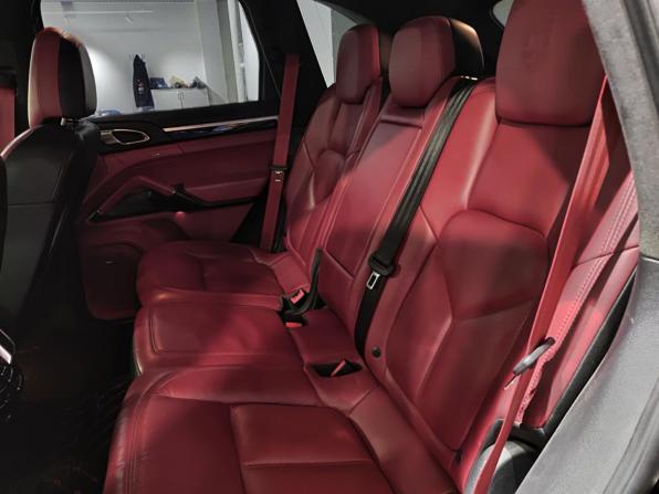 Porsche Cayenne II (958) с пробегом 2012 года, цена 2 170 000 рублей, 199232 км, внедорожник, Автокод Объявления
