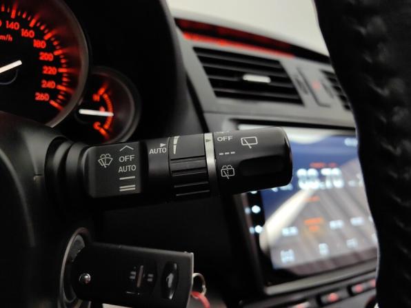 Mazda 6 II (GH) Рестайлинг с пробегом 2011 года, цена 1 045 000 рублей, 150922 км, лифтбек, Автокод Объявления