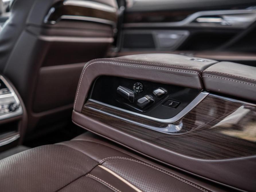 BMW 7 серии VI (G11/G12) Сочи  - изображение 30