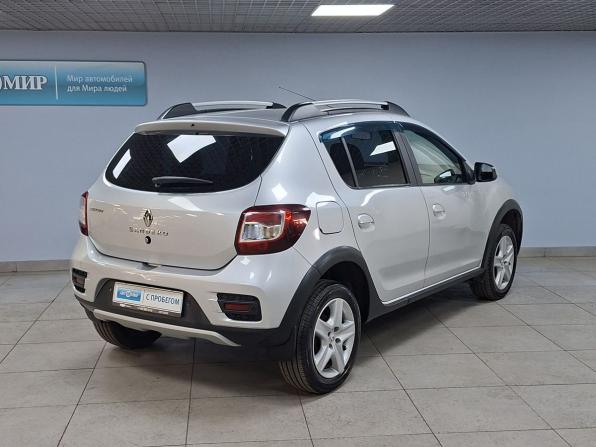 Renault Sandero II с пробегом 2018 года, цена 1 099 000 рублей, 70861 км, хэтчбек, Автокод Объявления