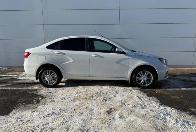 Lada (ВАЗ) Vesta I с пробегом 2017 года, цена 675 000 рублей, 99000 км, седан, Автокод Объявления