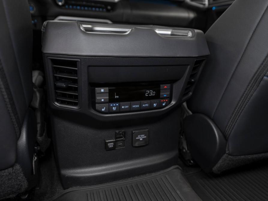 Toyota Sequoia III Москва  - изображение 15