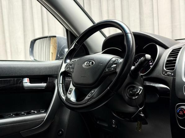 Kia Sorento II Рестайлинг с пробегом 2018 года, цена 1 899 000 рублей, 163333 км, внедорожник, Автокод Объявления