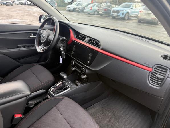 Kia Rio IV Рестайлинг с пробегом 2020 года, цена 1 650 000 рублей, 60000 км, седан, Автокод Объявления