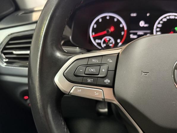 Volkswagen Polo VI с пробегом 2020 года, цена 1 820 000 рублей, 75769 км, лифтбек, Автокод Объявления
