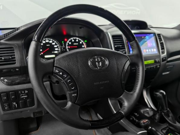 Toyota Land Cruiser Prado 120 Series Рестайлинг с пробегом 2007 года, цена 2 700 000 рублей, 280337 км, внедорожник, Автокод Объявления