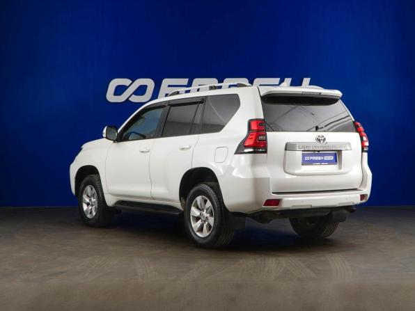 Toyota Land Cruiser Prado 150 Series Рестайлинг 2 с пробегом 2017 года, цена 3 455 050 рублей, 315399 км, внедорожник, Автокод Объявления