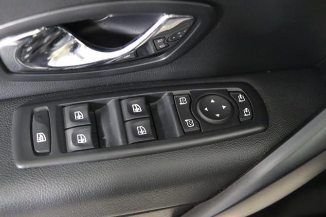 Renault Megane III Рестайлинг 2 с пробегом 2013 года, цена 899 990 рублей, 141765 км, хэтчбек, Автокод Объявления