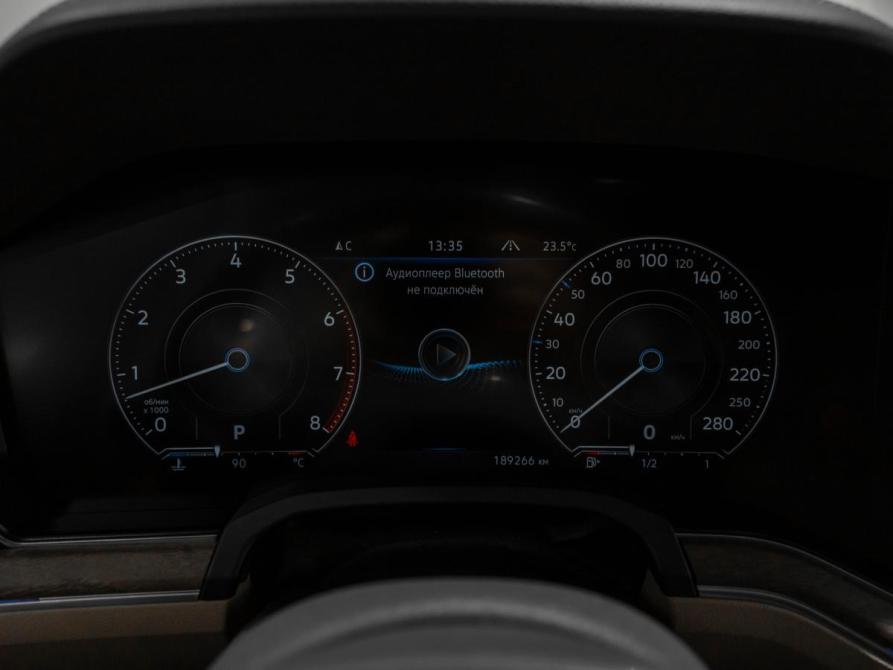 Volkswagen Touareg III Москва  - изображение 11