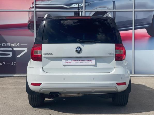 Skoda Yeti I Рестайлинг с пробегом 2016 года, цена 1 250 000 рублей, 166780 км, внедорожник, Автокод Объявления