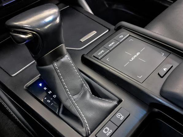 Lexus ES VII с пробегом 2021 года, цена 4 115 000 рублей, 74525 км, седан, Автокод Объявления