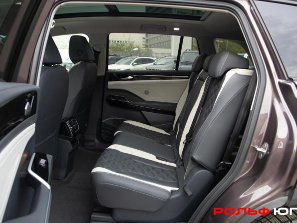 Volkswagen ID.6 с пробегом 2022 года, цена 2 749 000 рублей, 100486 км, внедорожник, Автокод Объявления