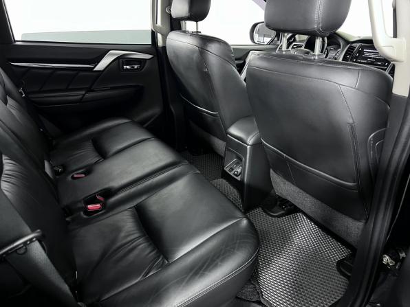 Mitsubishi Pajero Sport III с пробегом 2018 года, цена 2 250 000 рублей, 199613 км, внедорожник, Автокод Объявления