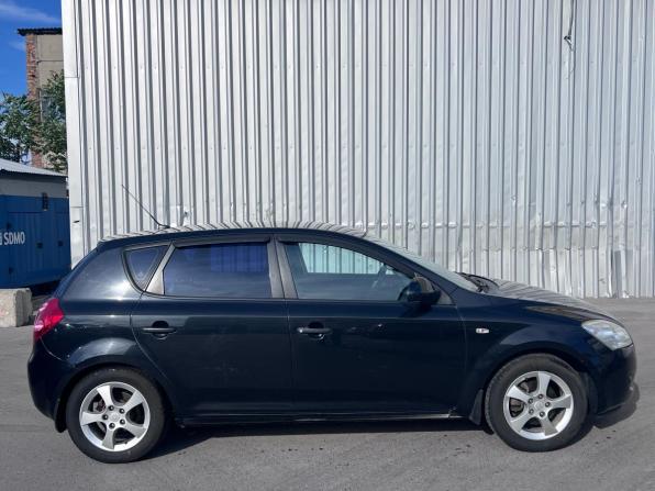 Kia Ceed I с пробегом 2008 года, цена 560 000 рублей, 262013 км, хэтчбек, Автокод Объявления