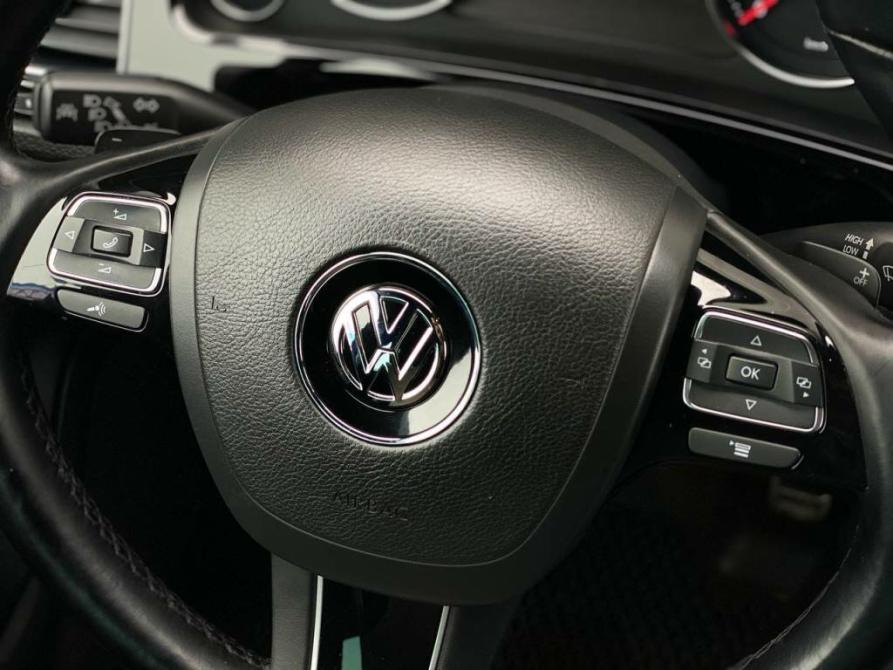 Volkswagen Touareg II Рестайлинг Санкт-Петербург  - изображение 30