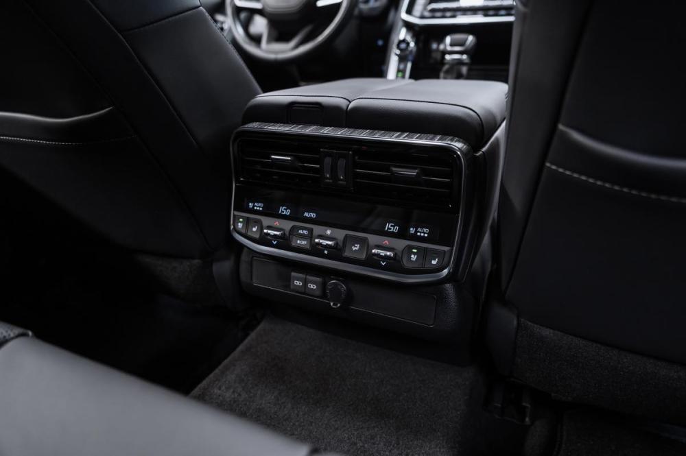 Toyota Land Cruiser 300 Series Москва  - изображение 25