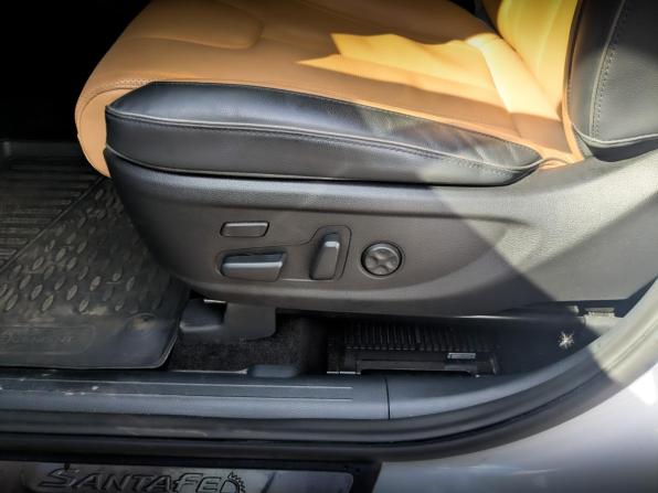 Hyundai Santa Fe IV Рестайлинг с пробегом 2022 года, цена 4 300 000 рублей, 59037 км, внедорожник, Автокод Объявления