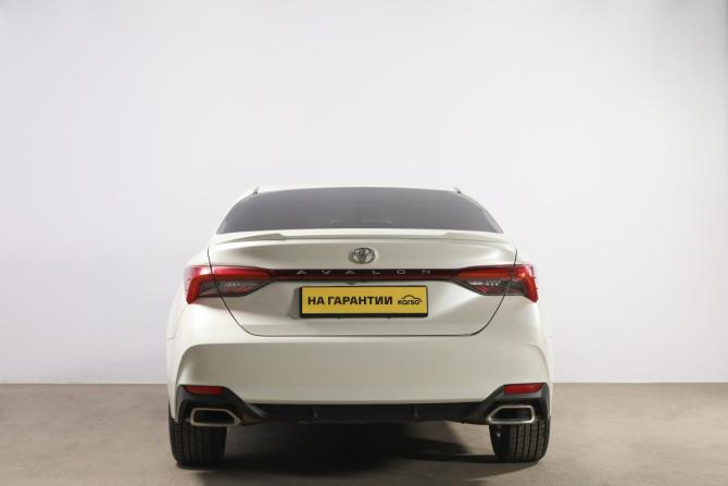 Toyota Avalon V с пробегом 2021 года, цена 2 999 000 рублей, 52300 км, седан, Автокод Объявления