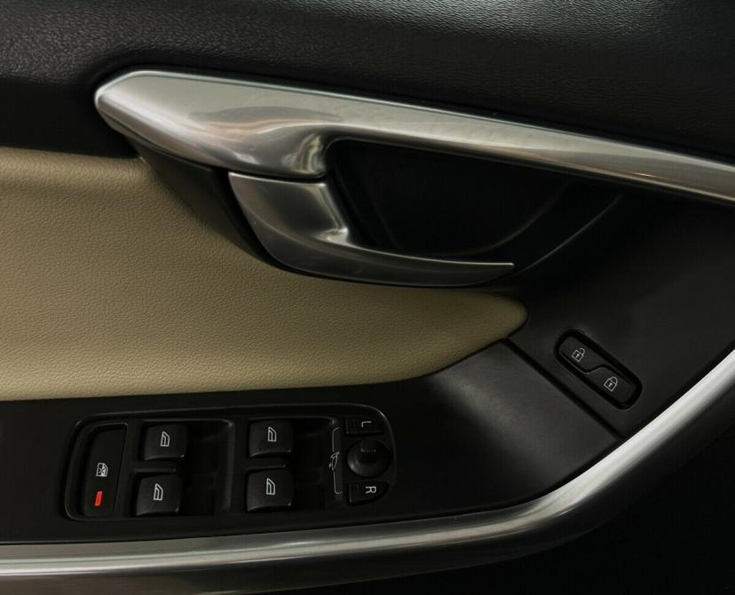 Volvo XC60 I Рестайлинг Москва  - изображение 11