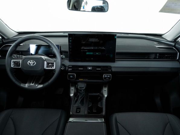 Toyota RAV4 VI (XA60) с пробегом 2025 года, цена 4 280 000 рублей, 105 км, внедорожник, Автокод Объявления