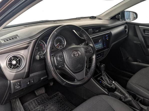 Toyota Corolla XI (E160 E170 E180) Рестайлинг 1 с пробегом 2018 года, цена 1 750 000 рублей, 107942 км, седан, Автокод Объявления