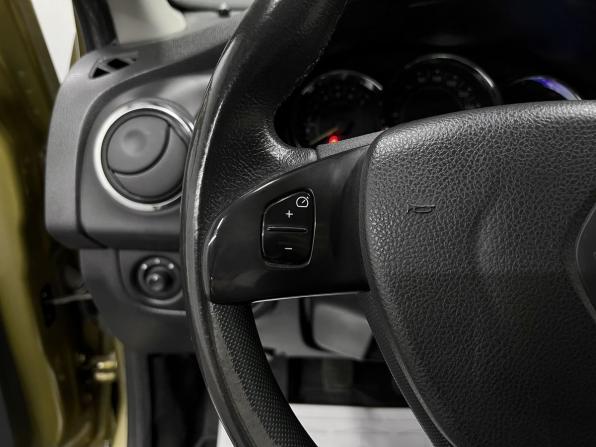 Renault Sandero II с пробегом 2018 года, цена 1 070 000 рублей, 115750 км, хэтчбек, Автокод Объявления