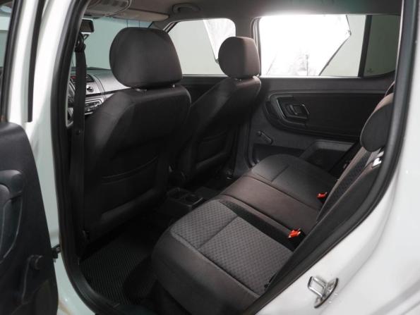 Skoda Fabia II Рестайлинг с пробегом 2013 года, цена 649 000 рублей, 236844 км, хэтчбек, Автокод Объявления