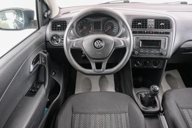 Volkswagen Polo V Рестайлинг с пробегом 2016 года, цена 899 000 рублей, 185000 км, седан, Автокод Объявления