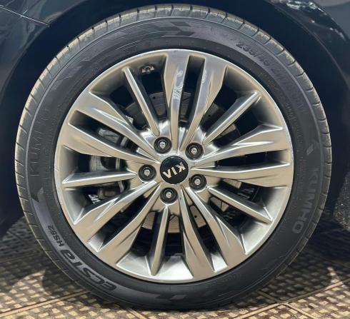 Kia K5 II с пробегом 2018 года, цена 2 100 000 рублей, 113389 км, седан, Автокод Объявления