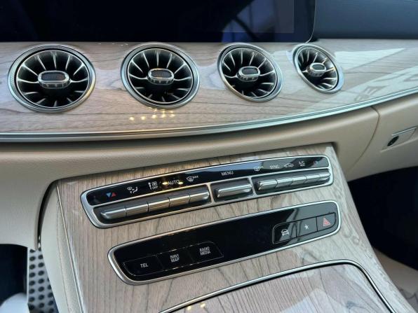 Mercedes-Benz E-Класс V (W213 S213 C238) Рестайлинг с пробегом 2021 года, цена 5 479 000 рублей, 32000 км, купе, Автокод Объявления