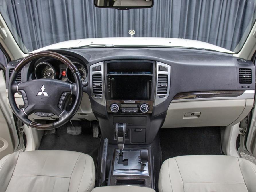 Mitsubishi Pajero IV Рестайлинг 2 Москва  - изображение 14