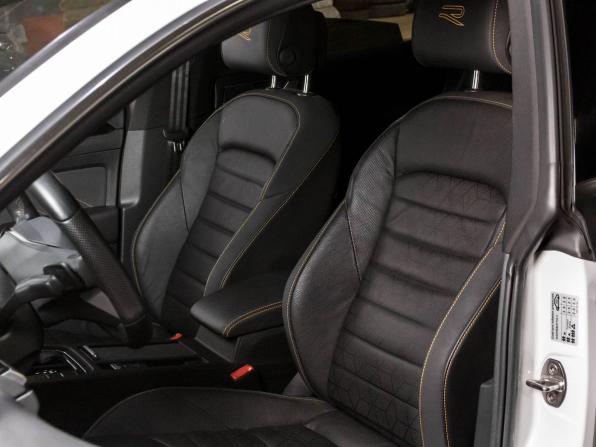 Volkswagen Passat CC II Рестайлинг с пробегом 2020 года, цена 3 790 000 рублей, 31778 км, лифтбек, Автокод Объявления