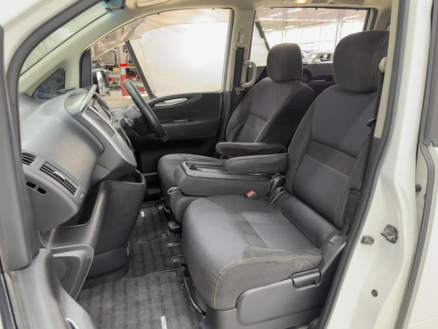 Nissan Serena III (C25) Ростов-на-Дону  - изображение 8