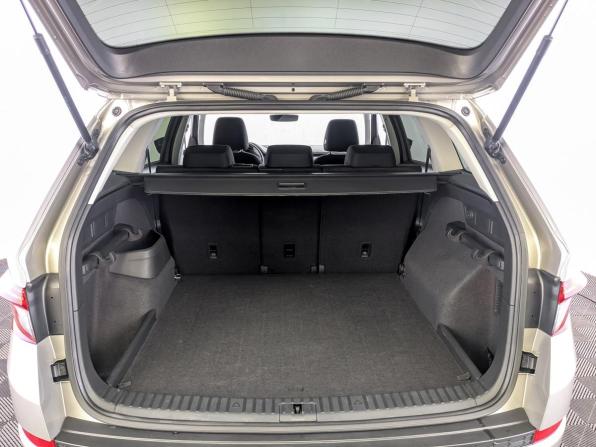 Skoda Kodiaq I с пробегом 2019 года, цена 2 055 000 рублей, 120480 км, внедорожник, Автокод Объявления