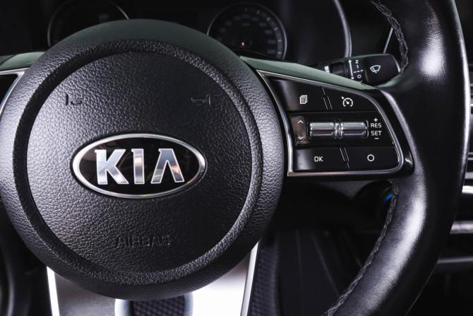 Kia Cerato IV с пробегом 2019 года, цена 1 679 000 рублей, 158830 км, седан, Автокод Объявления