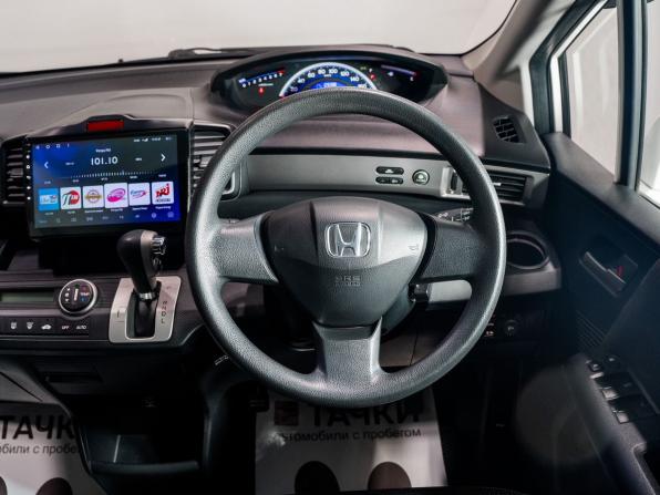 Honda Freed I с пробегом 2010 года, цена 1 150 000 рублей, 109288 км, компактвэн, Автокод Объявления