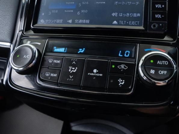 Toyota Corolla XI (E160 E170) Рестайлинг 2 с пробегом 2018 года, цена 1 719 000 рублей, 73797 км, универсал, Автокод Объявления