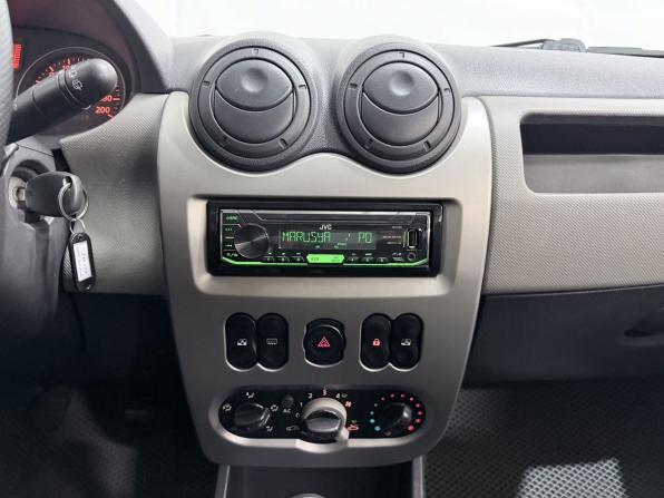 Renault Sandero I с пробегом 2012 года, цена 490 000 рублей, 203098 км, хэтчбек, Автокод Объявления