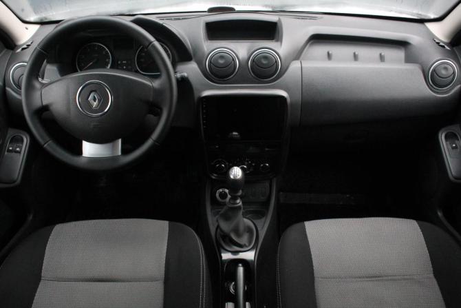 Renault Duster I с пробегом 2013 года, цена 915 000 рублей, 235206 км, внедорожник, Автокод Объявления